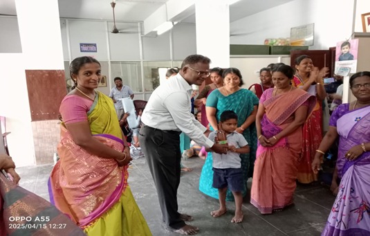 தூத்துக்குடி வ.உ.சி கல்வியியல் கல்லூரி சார்பாக சிறப்பு பள்ளியை பார்வையிடுதல்