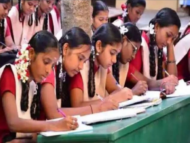 பிளஸ் 1 பொதுத்தேர்வு மறு கூட்டலுக்கு நாளை முதல் விண்ணப்பிக்கலாம்