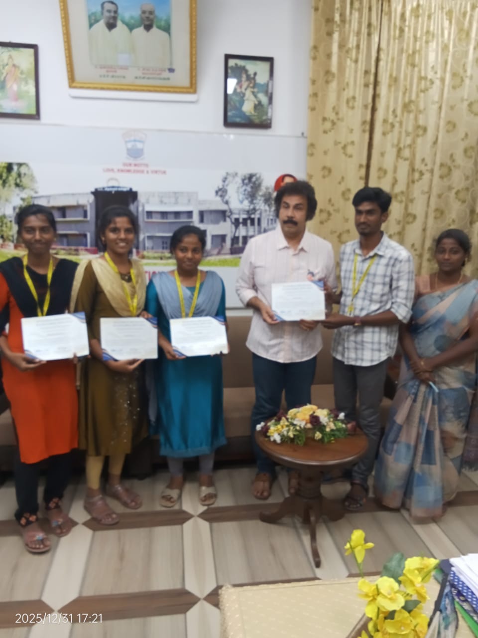 திருவனந்தபுரம் இந்திய அறிவியல் கல்வி மற்றும் ஆராய்ச்சி நிறுவனம் நடத்திய குளிர் காலப் பள்ளி திட்டத்தில் தூத்துக்குடி வ. உ. சிதம்பரம் கல்லூரி மாணவர்கள் பங்கேற்பு