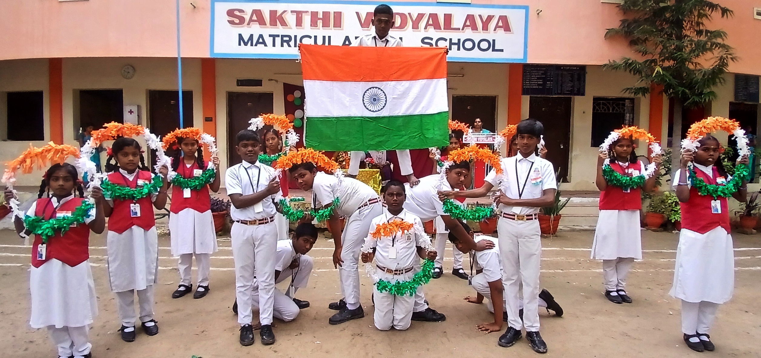 தூத்துக்குடி சக்தி வித்யாலயா பள்ளியில்  77-வது குடியரசு தினவிழா கொண்டாட்டம்