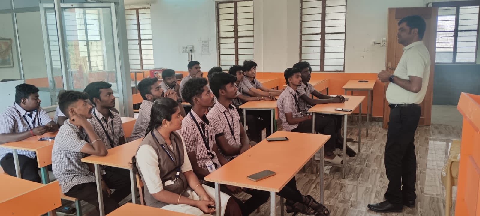சோழபுரம் ஶ்ரீ ஆண்டாள் நாச்சியார் பாலிடெக்னிக் கல்லூரி வளாக வேலை வாய்ப்பு முகாம் (Campus Placement)