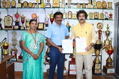 பள்ளி மாணவர்களின் திறனை மேம்படுத்த தூத்துக்குடி வ.உ. சிதம்பரம் கல்லூரி – சுப்பையா வித்யாலயம் பள்ளியுடன் புரிந்துணர்வு ஒப்பந்தம் (MoU) கையெழுத்து !