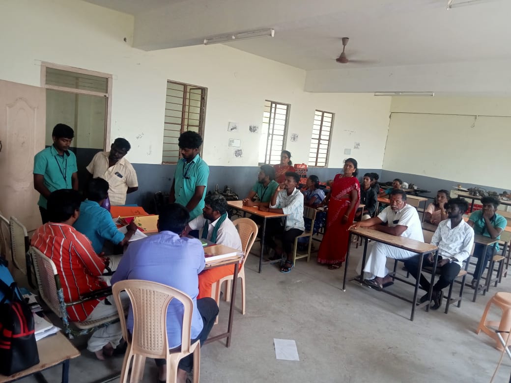சோழபுரம் ஶ்ரீ ஆண்டாள் நாச்சியார் பாலிடெக்னிக் கல்லூரியில் பெற்றோர் – ஆசிரியர் குழுக் கூட்டம் நடைபெற்றது: