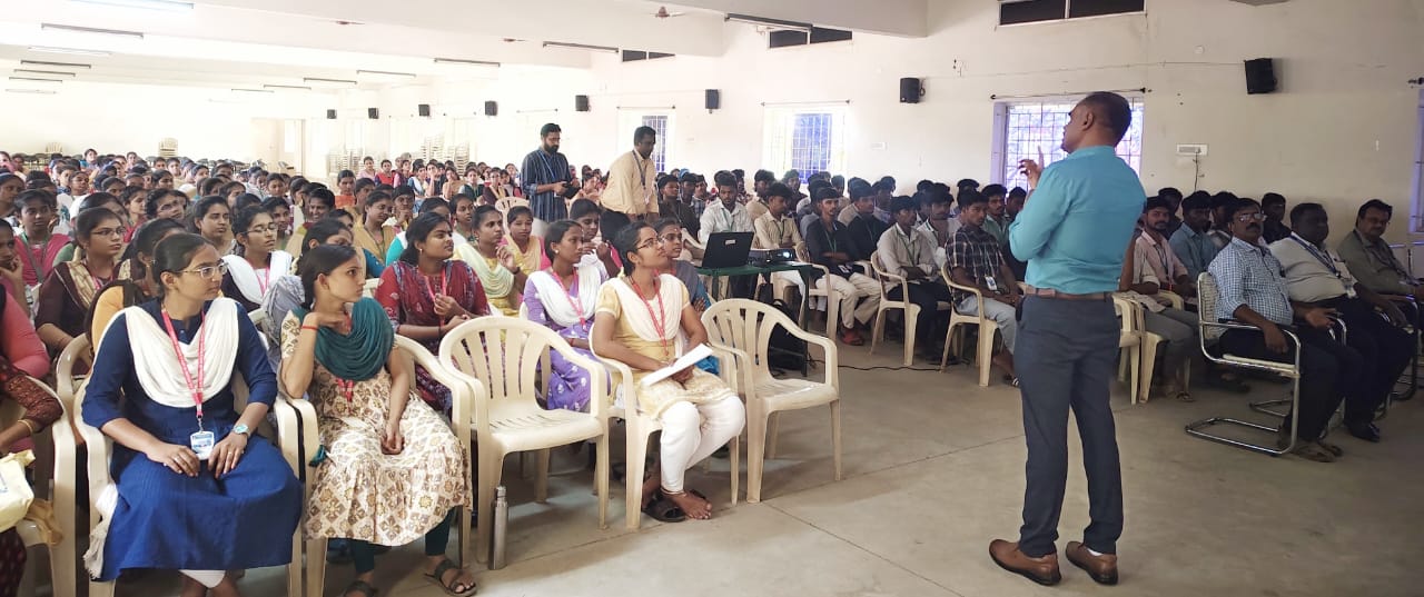கோவில்பட்டி கே.ஆர். கலை மற்றும் அறிவியல் கல்லூரியில் போதைப்பொருள் ஒழிப்பு மற்றும் தற்கொலை தடுப்பு – விழிப்புணர்வு கருத்தரங்கம் !