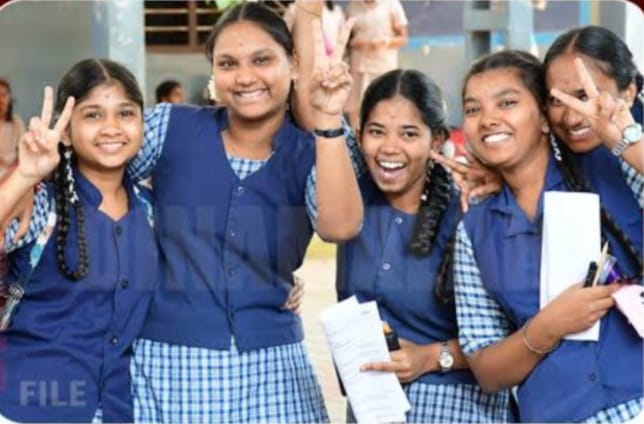 காலாண்டுத் தேர்வு விடுமுறையில் சிறப்பு வகுப்பு நடத்த அனுமதி இல்லை – பள்ளிக் கல்வி இயக்குநர் உத்தரவு !